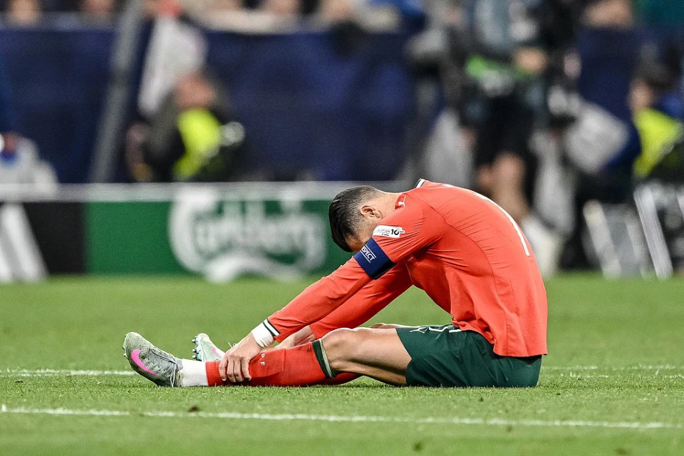 kaiyun-社区盾转会期走向成谜，葡萄牙体育伤情更新，气氛紧张，细节决定成败(边境检察官内置破解蔡)